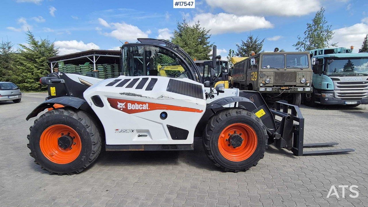 Telescopic wheel loaders BOBCAT TL35-70 (2018) - Teleskooplaadur: pilt 4 Telescopic wheel loaders BOBCAT TL35-70 (2018) - Teleskooplaadur: pilt 4