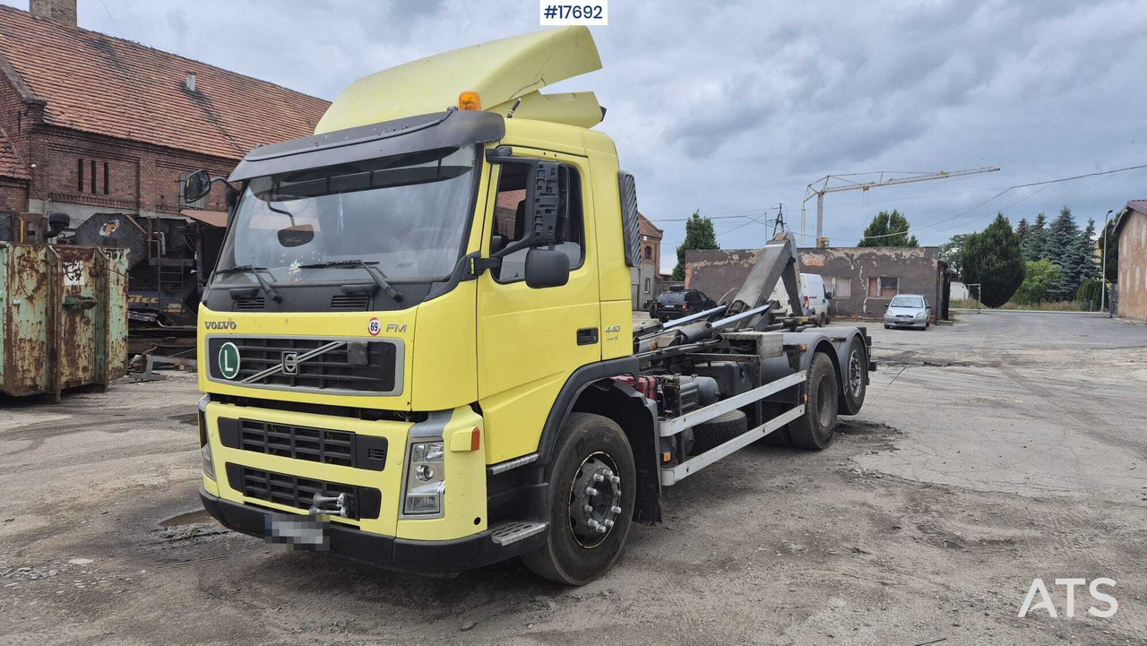 VOLVO FM 440 EURO 5 hooklift (2009) - Konkstõstukiga veoauto: pilt 4 VOLVO FM 440 EURO 5 hooklift (2009) - Konkstõstukiga veoauto: pilt 4