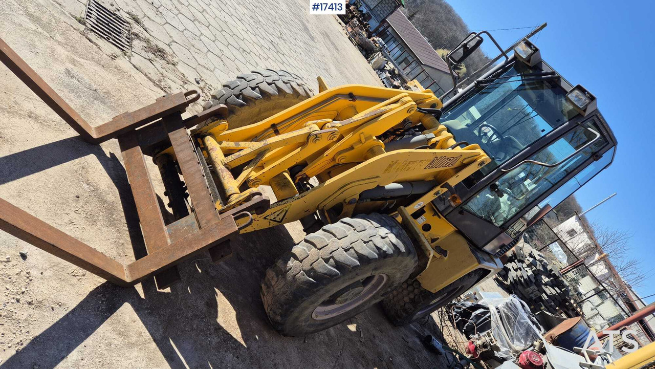 Wheel loader AHLMANN AL 85t 2004) forks, quick coupler, opening bucket. - Rataslaadur: pilt 2 Wheel loader AHLMANN AL 85t 2004) forks, quick coupler, opening bucket. - Rataslaadur: pilt 2