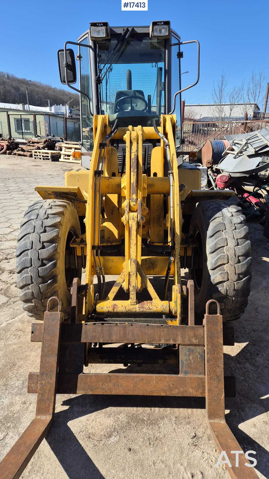 Wheel loader AHLMANN AL 85t 2004) forks, quick coupler, opening bucket. - Rataslaadur: pilt 3 Wheel loader AHLMANN AL 85t 2004) forks, quick coupler, opening bucket. - Rataslaadur: pilt 3