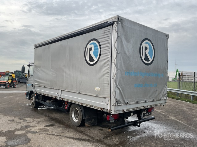 2007 MAN TGL12.210 4x2 Curtain Side Truck - Tent veoauto: pilt 1 2007 MAN TGL12.210 4x2 Curtain Side Truck - Tent veoauto: pilt 1