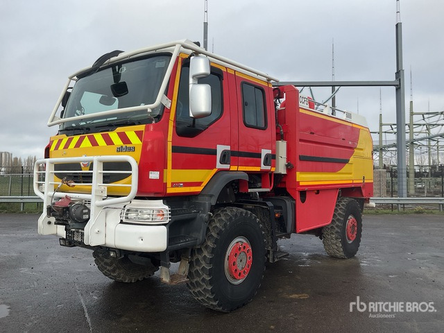 2007 Renault 410DXI CCFS 6000 4x4 Crew Cab Fire Truck - Tuletõrjeauto: pilt 2 2007 Renault 410DXI CCFS 6000 4x4 Crew Cab Fire Truck - Tuletõrjeauto: pilt 2