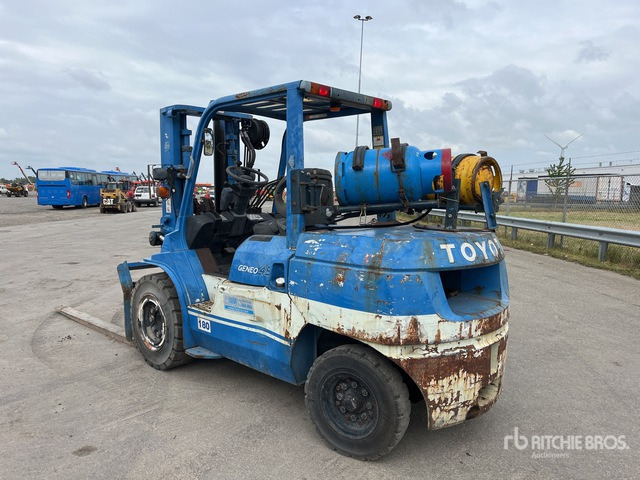 2008 Toyota 02-7FGA45 Forklift - Kahveltõstuk: pilt 4 2008 Toyota 02-7FGA45 Forklift - Kahveltõstuk: pilt 4