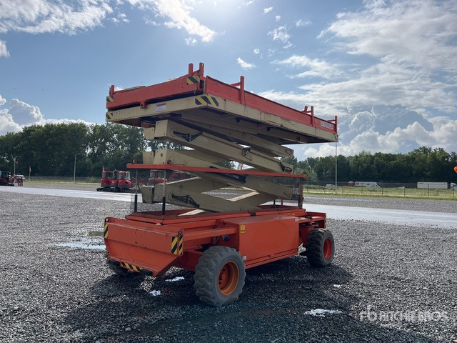 2010 Holland Lift MONOSTAR Q-135EL24 Electric Scissor Lift - Käärlift: pilt 1 2010 Holland Lift MONOSTAR Q-135EL24 Electric Scissor Lift - Käärlift: pilt 1