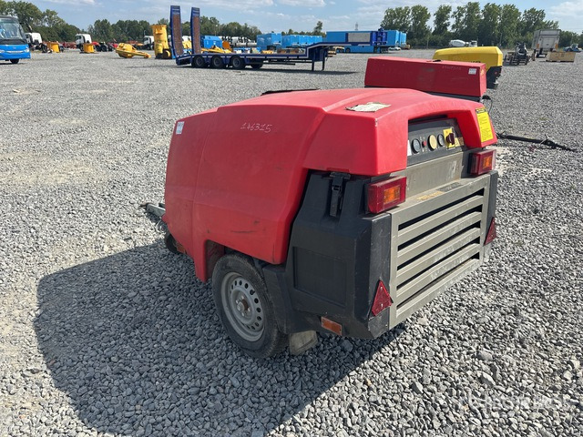 2013 Kaeser M31 PE Mobile Air Compressor - Õhukompressor: pilt 4 2013 Kaeser M31 PE Mobile Air Compressor - Õhukompressor: pilt 4