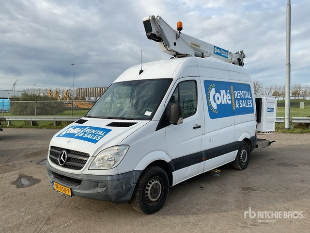 2013 Mercedes-Benz 2013 Danilift P130V Straight Bo ... Boom Truck - Veoautolt tõusev platvorm: pilt 2 2013 Mercedes-Benz 2013 Danilift P130V Straight Bo ... Boom Truck - Veoautolt tõusev platvorm: pilt 2