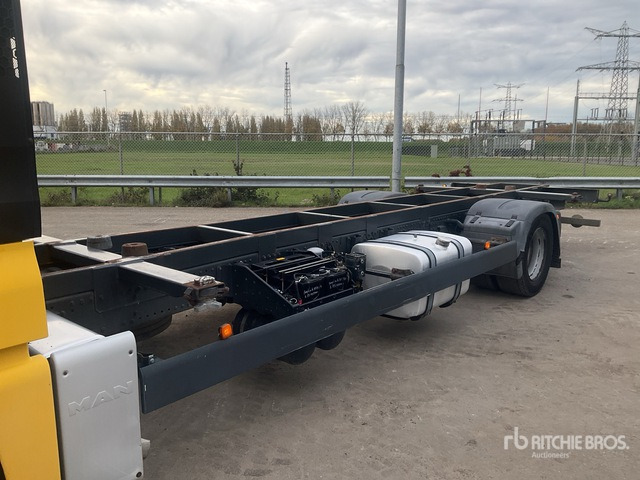 2014 MAN TGX 18.400 4x2 Sleeper Container Truck - Konteinerveduk/ Tõstukiga veoauto: pilt 5 2014 MAN TGX 18.400 4x2 Sleeper Container Truck - Konteinerveduk/ Tõstukiga veoauto: pilt 5