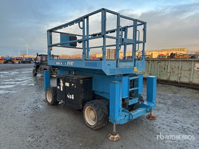 2015 Genie GS-3369RT 4x4 Diesel (Inoperable) Scissor Lift - Käärlift: pilt 2 2015 Genie GS-3369RT 4x4 Diesel (Inoperable) Scissor Lift - Käärlift: pilt 2