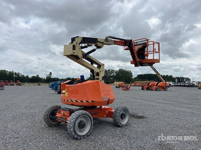 2015 JLG 340AJ 4WD Diesel Articulating Boom Lift - Liigendpoom: pilt 1 2015 JLG 340AJ 4WD Diesel Articulating Boom Lift - Liigendpoom: pilt 1