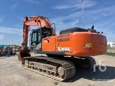 HITACHI ZX350LC-6 - Lintekskavaator: pilt 2 HITACHI ZX350LC-6 - Lintekskavaator: pilt 2