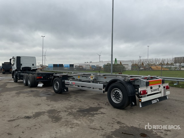 Iveco Trakker 380 Containervrachtwagen - Konteinerveduk/ Tõstukiga veoauto: pilt 1 Iveco Trakker 380 Containervrachtwagen - Konteinerveduk/ Tõstukiga veoauto: pilt 1