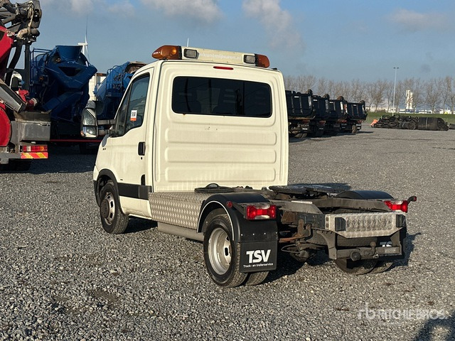 2010 Iveco 35C18 2WD Tractor - Sadulveok: pilt 2 2010 Iveco 35C18 2WD Tractor - Sadulveok: pilt 2