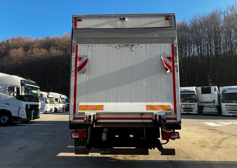 DAF CF 370 // 2017 Rok // 4x2 // Chłodnia Carrier Supra 1150 // Kabina Sypialna // Winda // - Külmutiga veoauto: pilt 5 DAF CF 370 // 2017 Rok // 4x2 // Chłodnia Carrier Supra 1150 // Kabina Sypialna // Winda // - Külmutiga veoauto: pilt 5