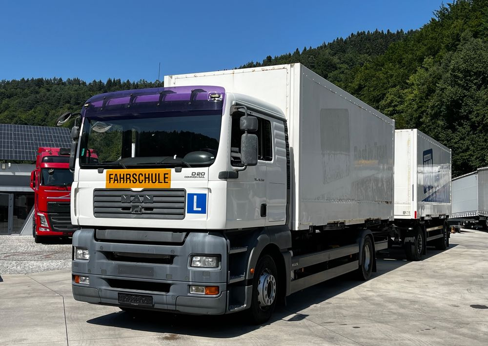 MAN TGA 18.350 6x2 D20 // BDF // Niski Przebieg // + Przyczepa Schmitz BDF // - Kabiinišassiiga veoauto: pilt 2 MAN TGA 18.350 6x2 D20 // BDF // Niski Przebieg // + Przyczepa Schmitz BDF // - Kabiinišassiiga veoauto: pilt 2