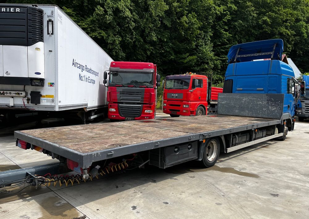 MAN TGM 12.240 // 2008 Rok // Euro 5 // + Przyczepa Konar 2 osie // 7.7+7.7 // - Madelveok/ Platvormveok: pilt 4 MAN TGM 12.240 // 2008 Rok // Euro 5 // + Przyczepa Konar 2 osie // 7.7+7.7 // - Madelveok/ Platvormveok: pilt 4