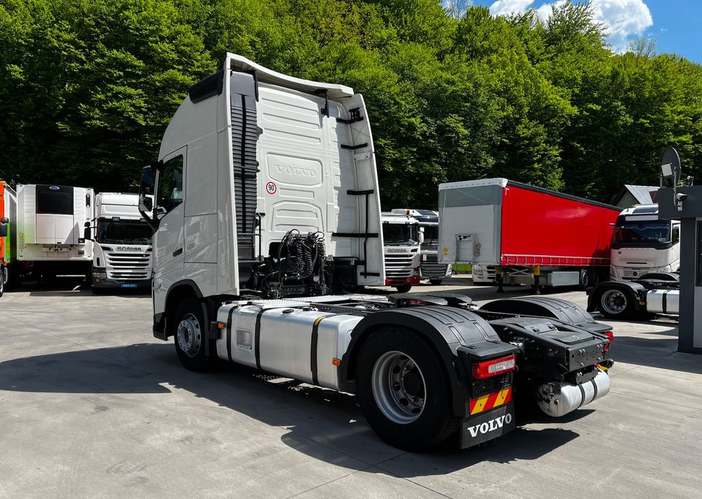 Volvo FH 500 // Zamiana na starszy // Silnik Euro 6 nie Isave // Parkclima // XL // Radary // Duże zbiorniki // Gwarancja // - Sadulveok: pilt 5 Volvo FH 500 // Zamiana na starszy // Silnik Euro 6 nie Isave // Parkclima // XL // Radary // Duże zbiorniki // Gwarancja // - Sadulveok: pilt 5