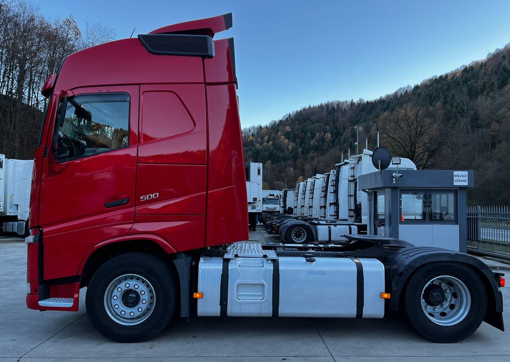 Volvo FH // Standard // 2018 // Duże zbiorniki // Klima postojowa // Radary // Idealny ! - Sadulveok: pilt 5 Volvo FH // Standard // 2018 // Duże zbiorniki // Klima postojowa // Radary // Idealny ! - Sadulveok: pilt 5