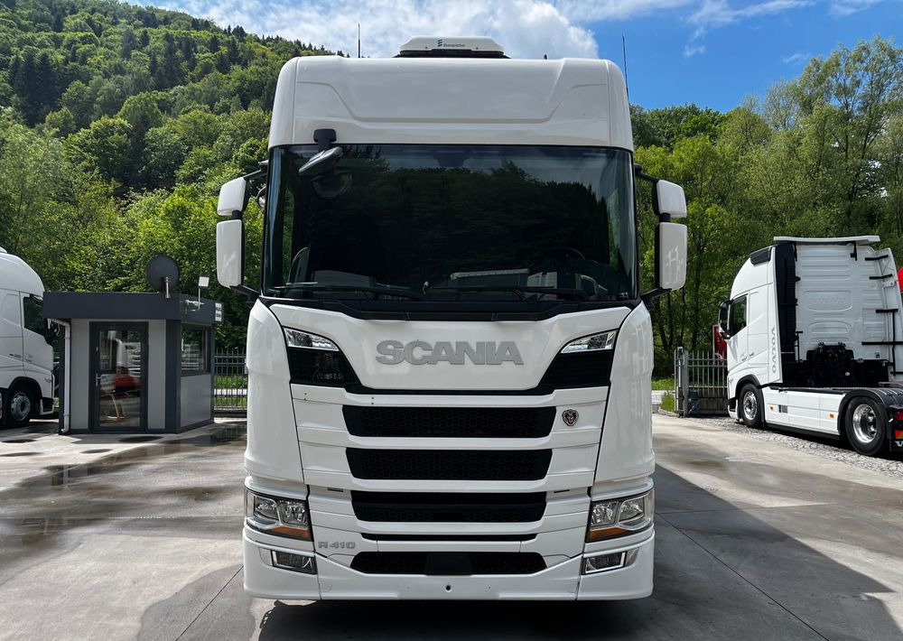 Scania R410 // 2018 Rok 6x2 // Retarder // Automat // Led // Navi // 77 // - Tent veoauto: pilt 2 Scania R410 // 2018 Rok 6x2 // Retarder // Automat // Led // Navi // 77 // - Tent veoauto: pilt 2