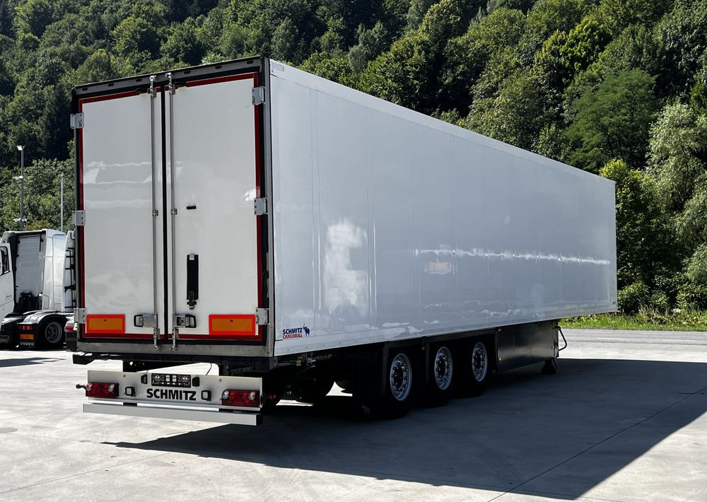 Schmitz Cargobull Chłodnia // 2010 Rok // 2 osie podnoszone // Doppelstock // Kosz paletowy // - Külmutiga poolhaagis: pilt 1 Schmitz Cargobull Chłodnia // 2010 Rok // 2 osie podnoszone // Doppelstock // Kosz paletowy // - Külmutiga poolhaagis: pilt 1