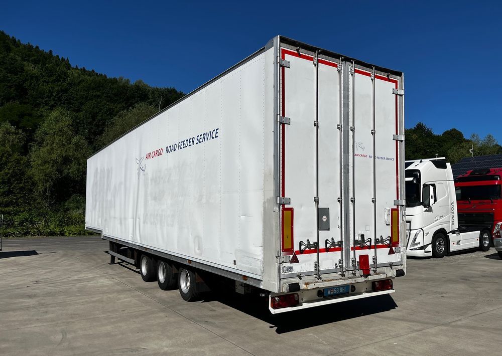 Talson Naczepa Izoterma Pojemnościowa // 3.03cm // Rolki // 105m3 // - Külmutiga poolhaagis: pilt 3 Talson Naczepa Izoterma Pojemnościowa // 3.03cm // Rolki // 105m3 // - Külmutiga poolhaagis: pilt 3