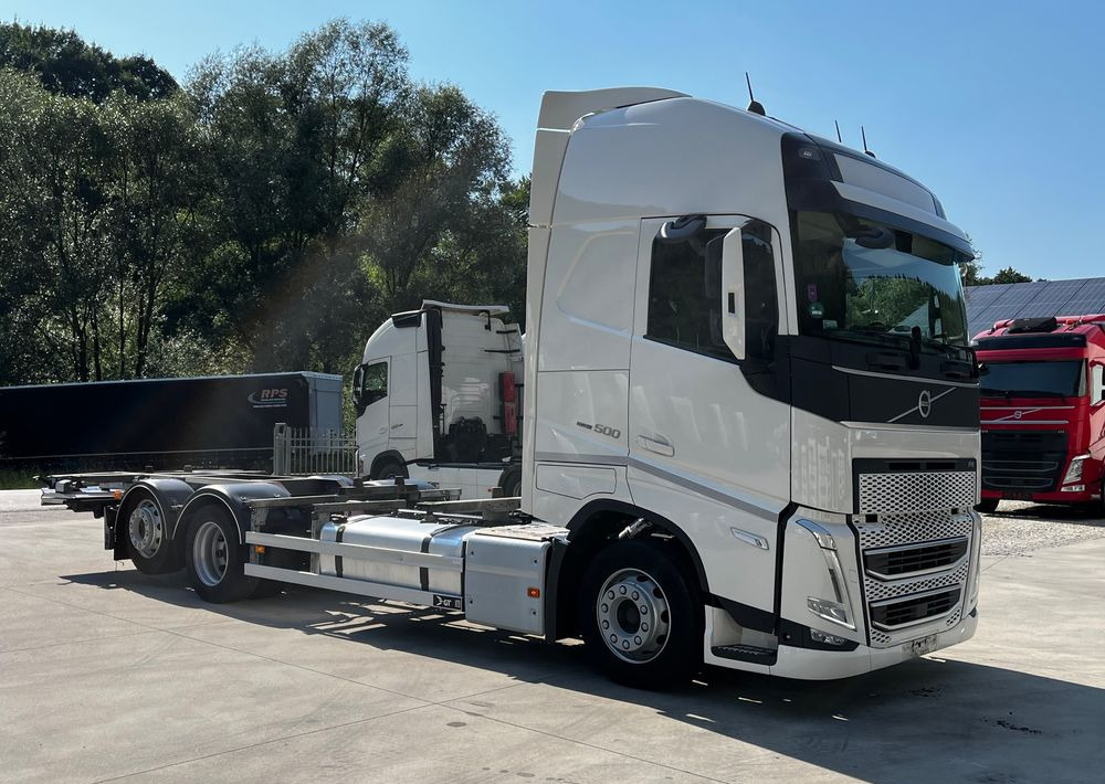 Volvo FH500 BDF 6x2 // Dolny zaczep // Euro 6 motor ! // New Face // XXL Cab // - Kabiinišassiiga veoauto: pilt 2 Volvo FH500 BDF 6x2 // Dolny zaczep // Euro 6 motor ! // New Face // XXL Cab // - Kabiinišassiiga veoauto: pilt 2