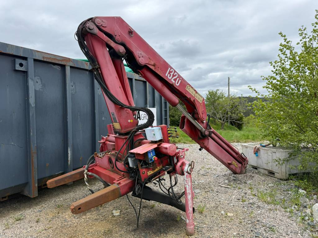 HMF 1323 K4D kran 13tm - Kraana-manipulaator: pilt 1 HMF 1323 K4D kran 13tm - Kraana-manipulaator: pilt 1