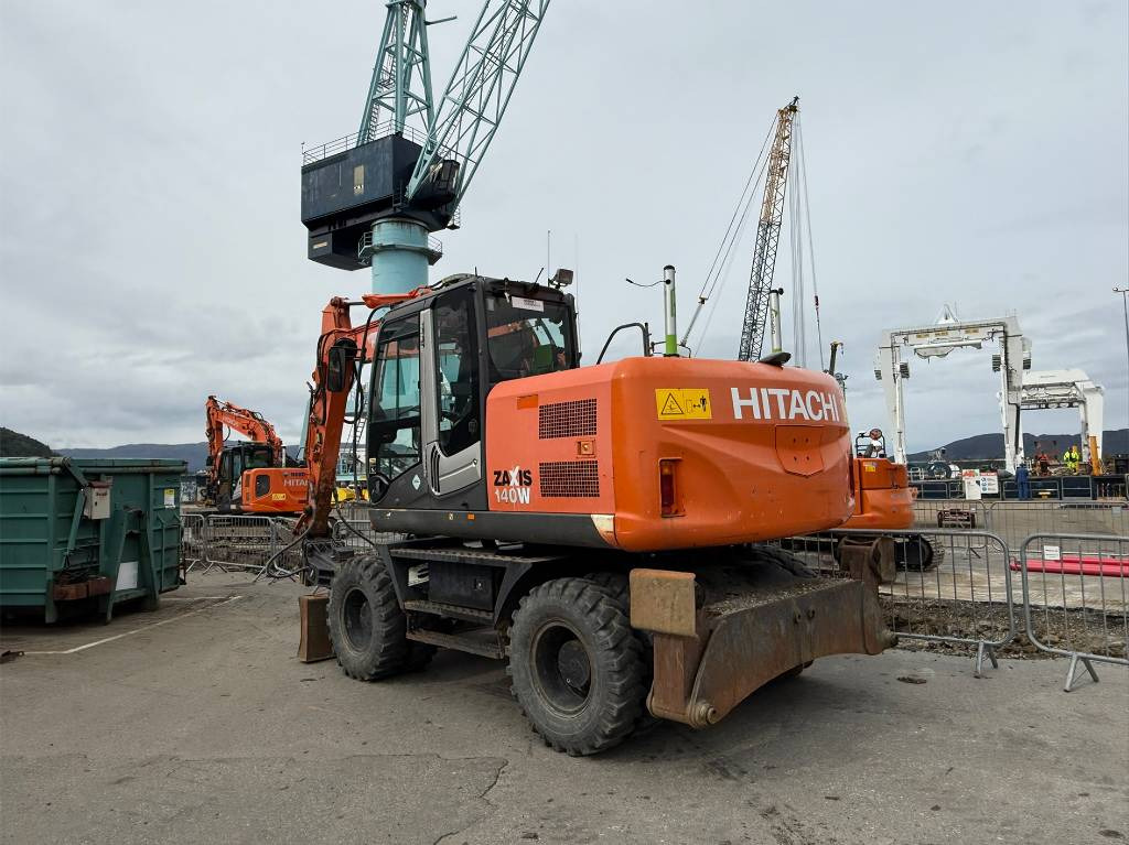 Ratastel ekskavaator Hitachi ZX 140 W-3: pilt 7