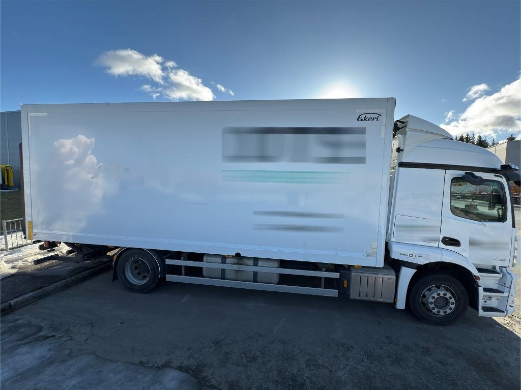 Mercedes-Benz Actros 1833 - Kasti veoauto: pilt 4 Mercedes-Benz Actros 1833 - Kasti veoauto: pilt 4