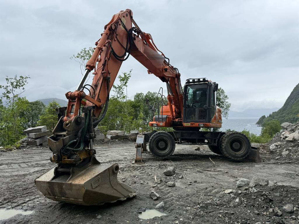 Doosan 140 W - Muu seadmestik: pilt 1 Doosan 140 W - Muu seadmestik: pilt 1