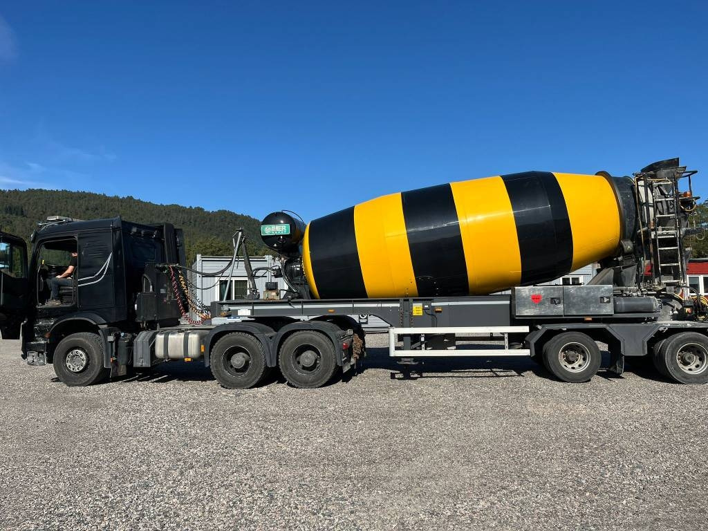Mercedes-Benz Arocs 6X4 AMT BT 220 semi-trailer concrete mixer - Sadulveok, Betooniveo poolhaagis: pilt 1 Mercedes-Benz Arocs 6X4 AMT BT 220 semi-trailer concrete mixer - Sadulveok, Betooniveo poolhaagis: pilt 1