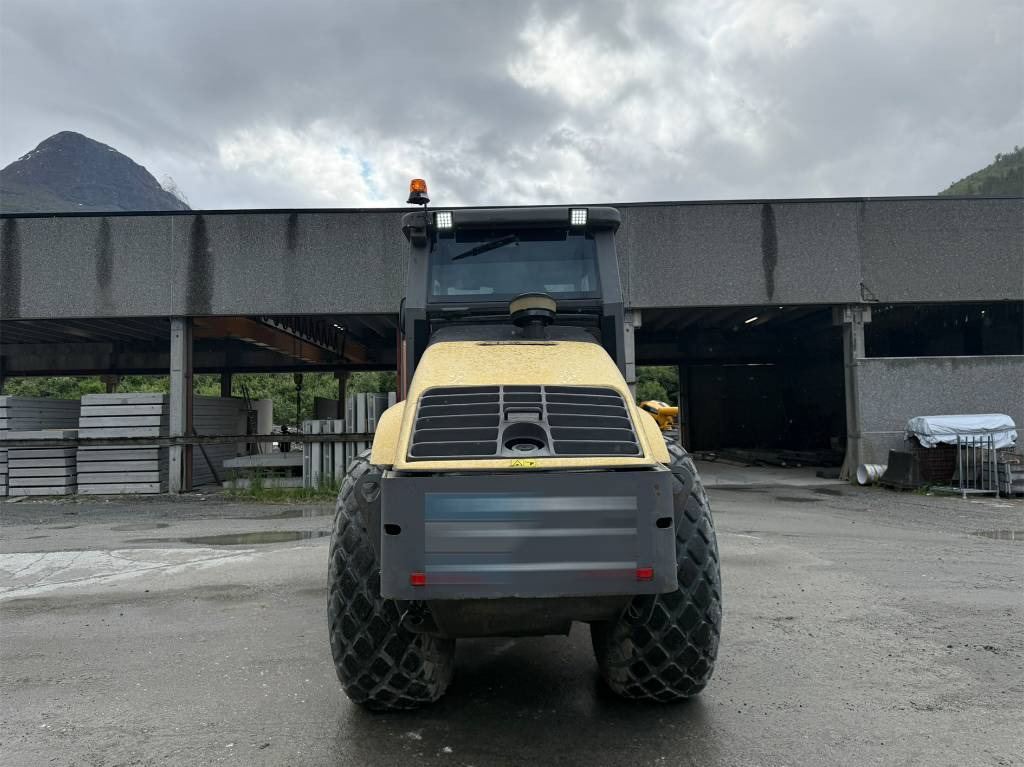 Tihendaja Volvo SD 160 D X: pilt 7
