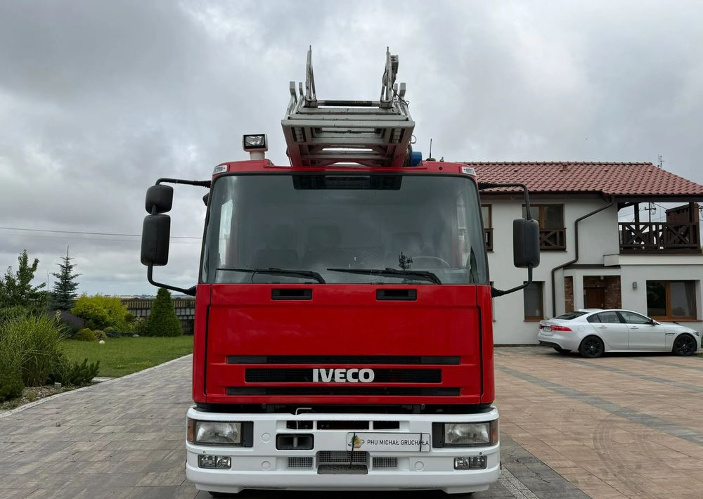 Iveco Eurocargo 130E24 - Tuletõrjeauto: pilt 2 Iveco Eurocargo 130E24 - Tuletõrjeauto: pilt 2