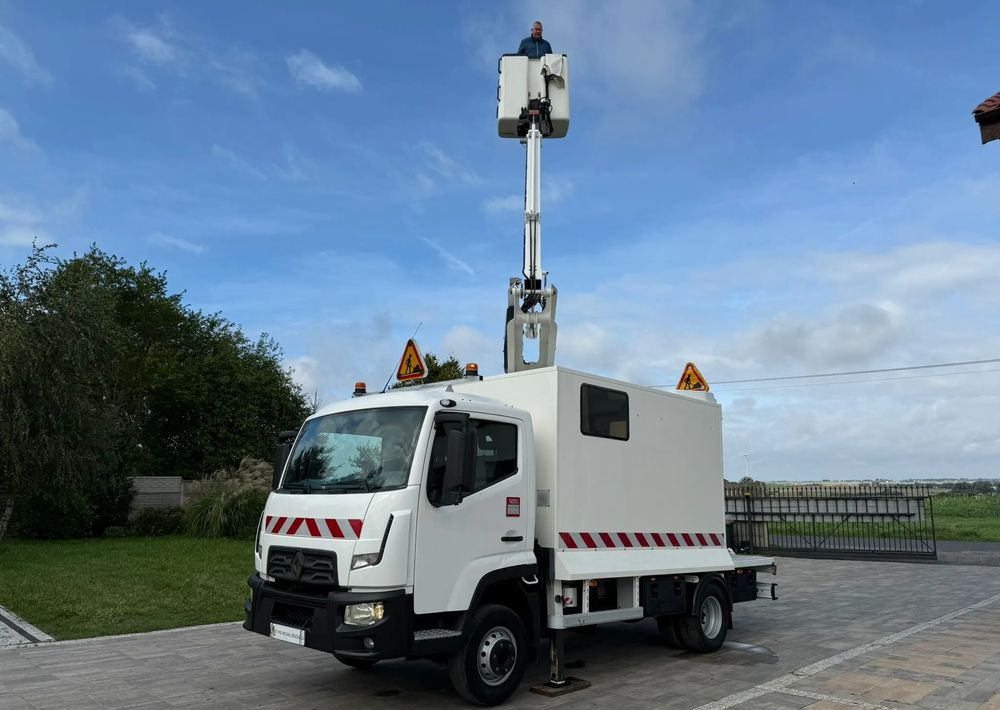 Renault D - Veoautolt tõusev platvorm: pilt 3 Renault D - Veoautolt tõusev platvorm: pilt 3