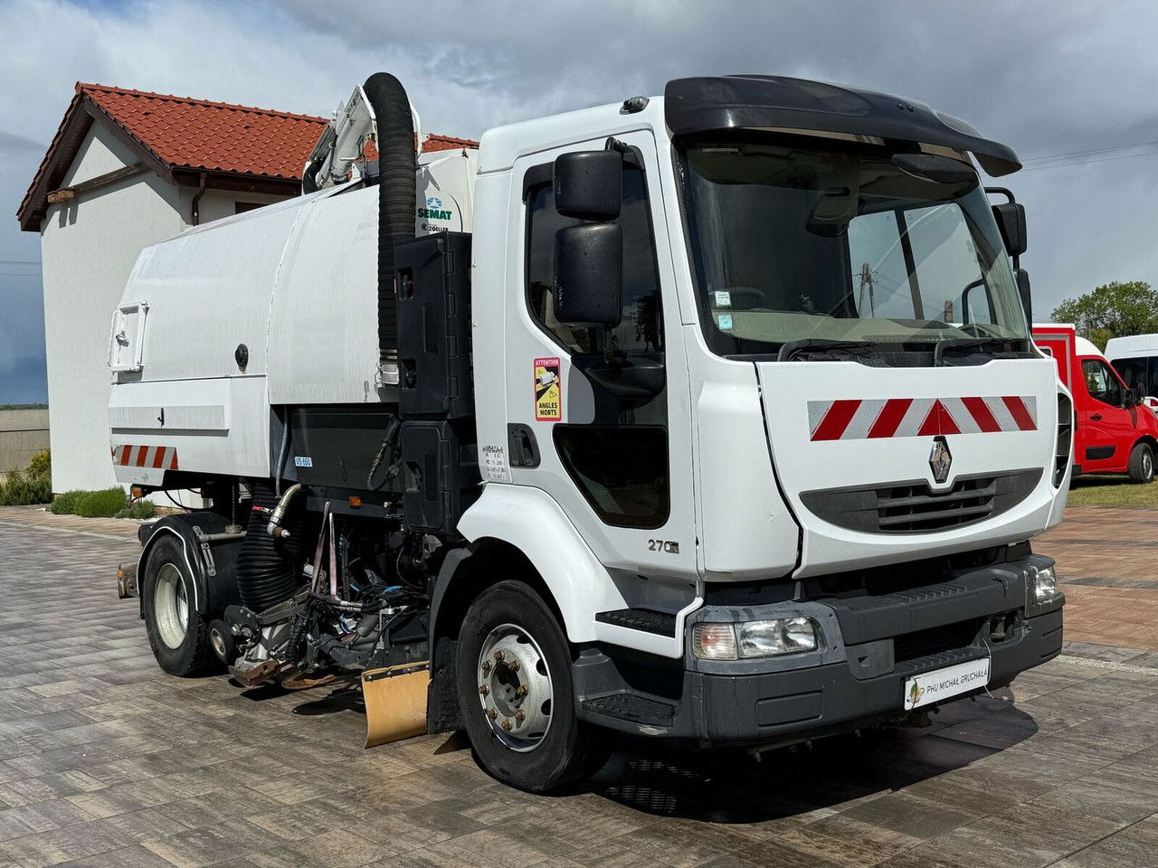 Renault Midlum 270 - Tänavapühkimismasin: pilt 1 Renault Midlum 270 - Tänavapühkimismasin: pilt 1