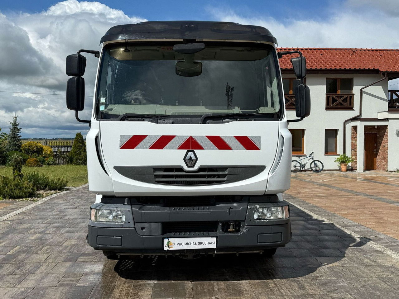 Renault Midlum 270 - Tänavapühkimismasin: pilt 2 Renault Midlum 270 - Tänavapühkimismasin: pilt 2