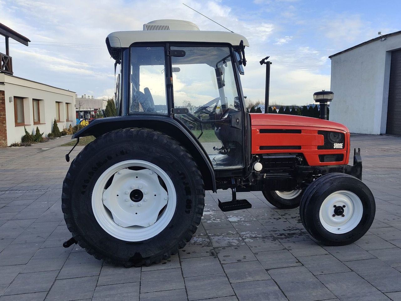 Same Dorado 70 Ciągnik Traktor Klimatyzacja Godny Uwagi - Traktor: pilt 4 Same Dorado 70 Ciągnik Traktor Klimatyzacja Godny Uwagi - Traktor: pilt 4