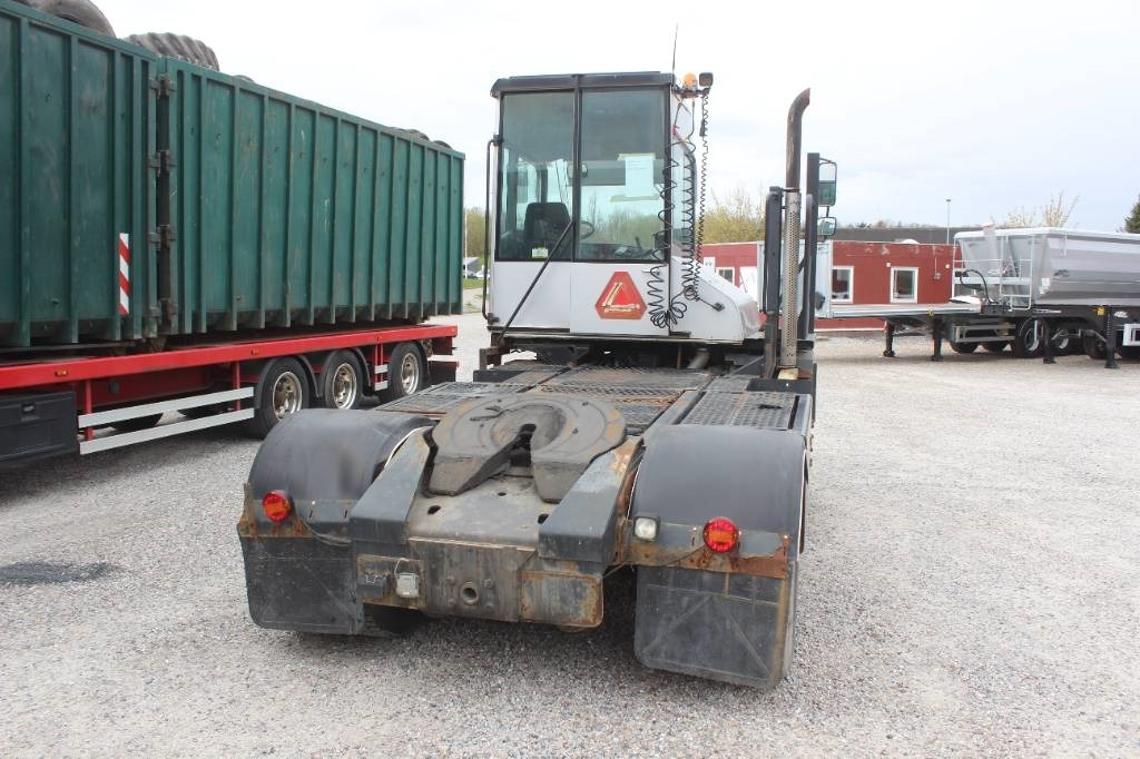 Kalmar TT 612 D terminaltrækker - Laotraktor: pilt 3 Kalmar TT 612 D terminaltrækker - Laotraktor: pilt 3