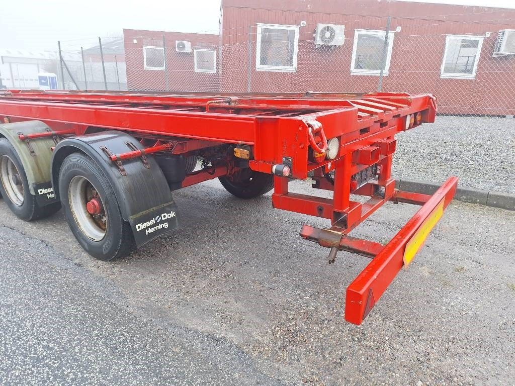 Lecitrailer 3 akslet containertrailer - Konteinerveduk/ Tõstuk järelhaagis: pilt 5 Lecitrailer 3 akslet containertrailer - Konteinerveduk/ Tõstuk järelhaagis: pilt 5