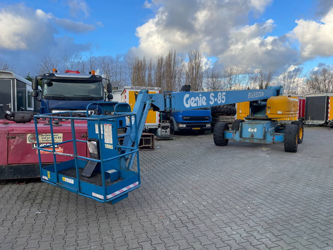 Genie S85 telescopic boomlift hoogwerker - Teleskooppoom: pilt 1 Genie S85 telescopic boomlift hoogwerker - Teleskooppoom: pilt 1