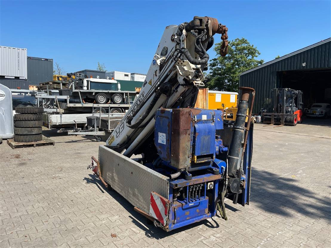 Hiab 288 roller crane with remote - Kraana-manipulaator - Veoauto: pilt 4 Hiab 288 roller crane with remote - Kraana-manipulaator - Veoauto: pilt 4