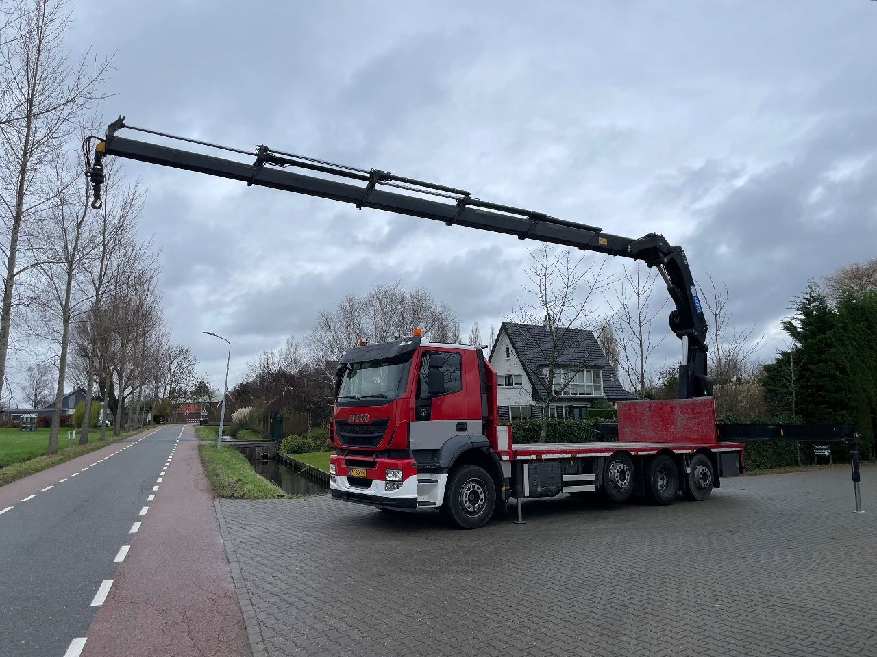 Kraanaga veoauto Iveco Stralis 360 with HMF 4020 K5 crane: pilt 9 Kraanaga veoauto Iveco Stralis 360 with HMF 4020 K5 crane: pilt 9