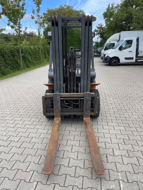 Nissan FJ02A25U 2.5 ton diesel triplo freelift heftruck - Kahveltõstuk: pilt 5 Nissan FJ02A25U 2.5 ton diesel triplo freelift heftruck - Kahveltõstuk: pilt 5