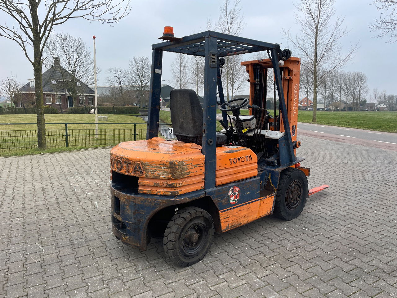 Toyota 2.5ton diesel triplo heftruck forklift - Kahveltõstuk: pilt 3 Toyota 2.5ton diesel triplo heftruck forklift - Kahveltõstuk: pilt 3