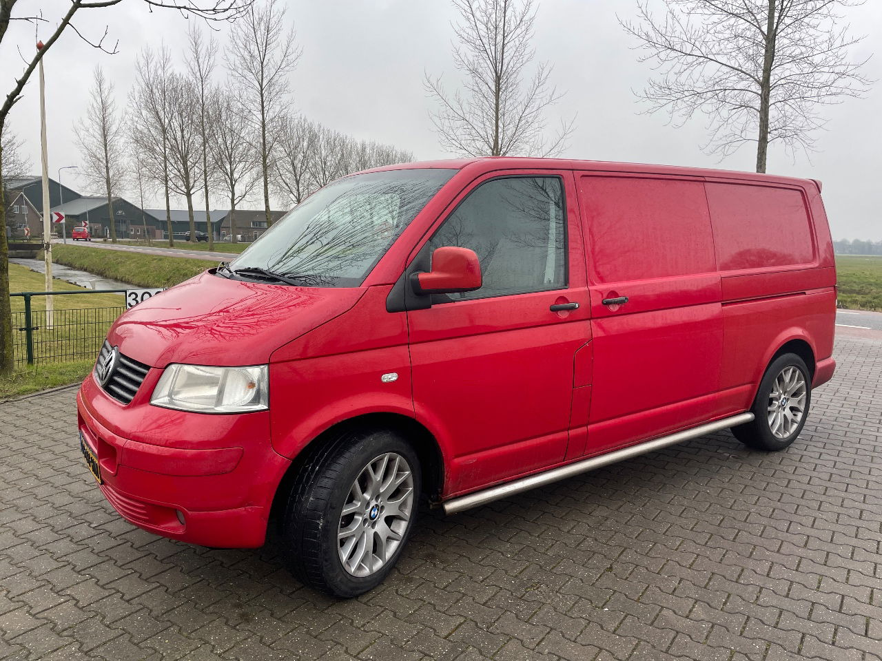 Volkswagen Transporter t5 2.5 L2 dubbele schuifdeur - Väike kaubik: pilt 2 Volkswagen Transporter t5 2.5 L2 dubbele schuifdeur - Väike kaubik: pilt 2