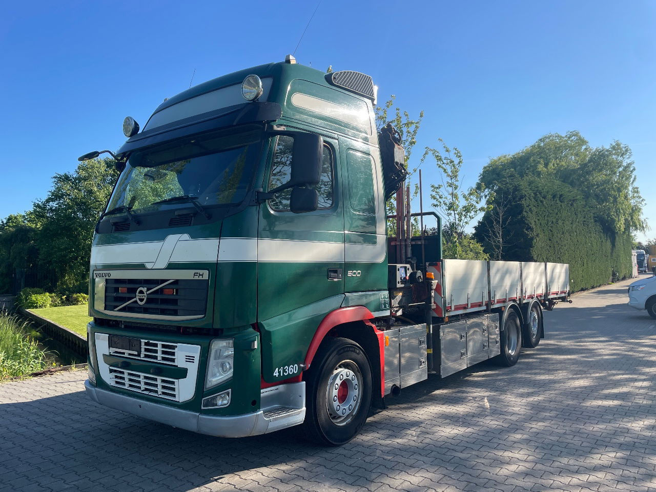 Volvo FH 13.500 HMF 2420 K5 crane, winch, and extendable deck - Kraanaga veoauto: pilt 3 Volvo FH 13.500 HMF 2420 K5 crane, winch, and extendable deck - Kraanaga veoauto: pilt 3