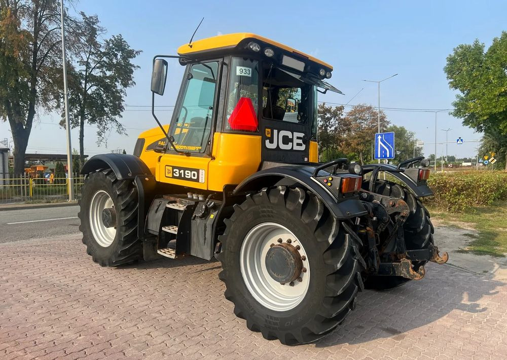 JCB Fastrac 3190 | 190 KM | 2005 ROK| - Traktor: pilt 3 JCB Fastrac 3190 | 190 KM | 2005 ROK| - Traktor: pilt 3