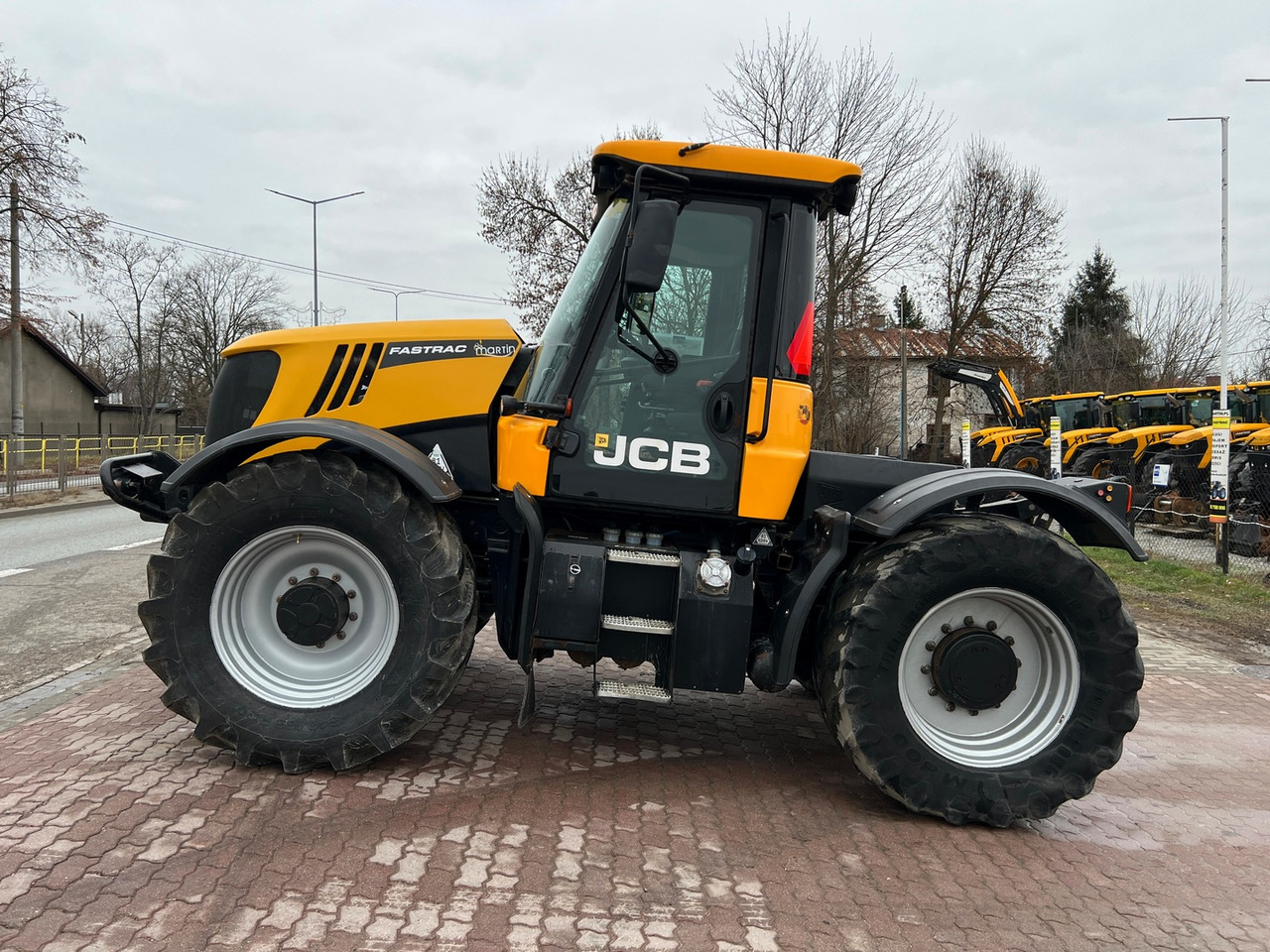 JCB Fastrac 3200 - Traktor: pilt 2 JCB Fastrac 3200 - Traktor: pilt 2