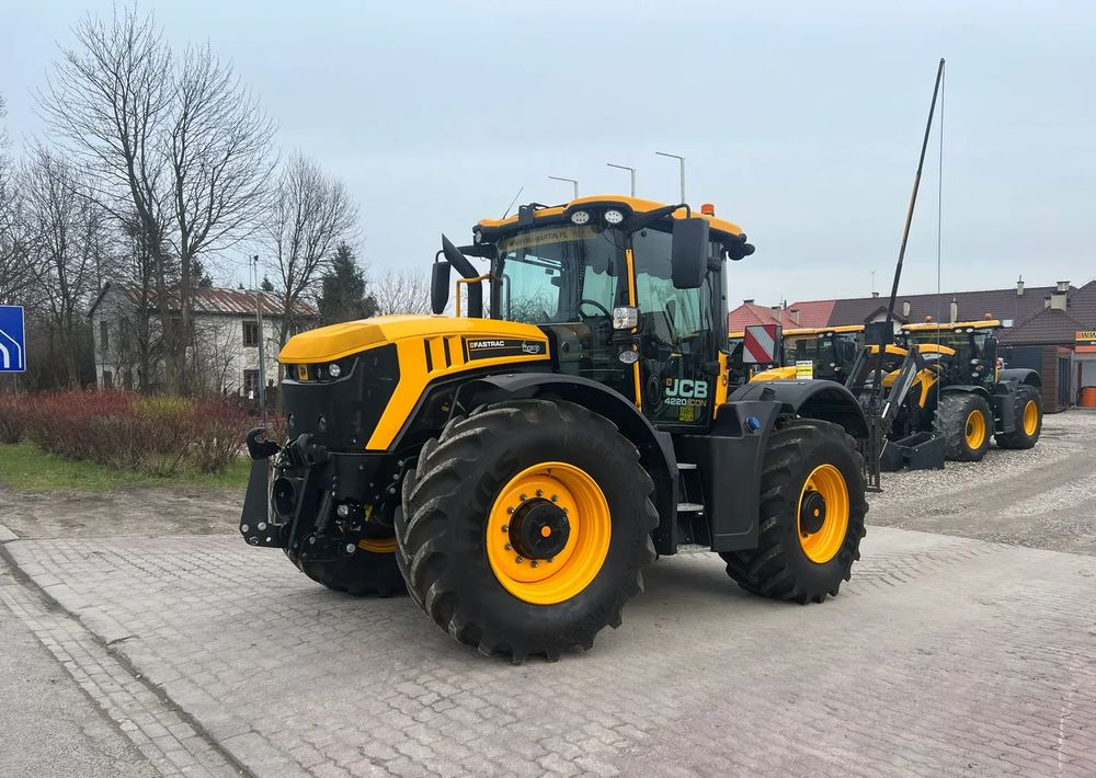 JCB Fastrac 4220 ICON | DEMO |220 KM |2022 ROK - Traktor: pilt 1 JCB Fastrac 4220 ICON | DEMO |220 KM |2022 ROK - Traktor: pilt 1