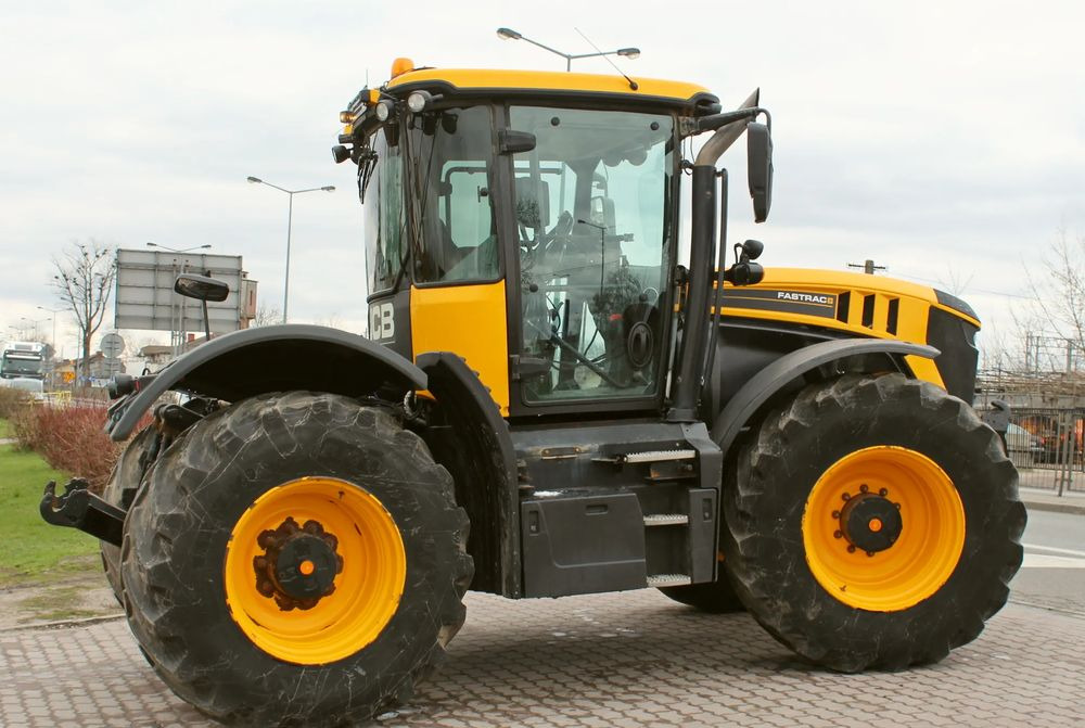 JCB Fastrac 4220 Trimble Autopilot - Traktor: pilt 3 JCB Fastrac 4220 Trimble Autopilot - Traktor: pilt 3