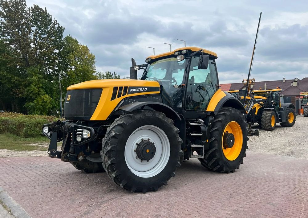 JCB Fastrac 8250 - Traktor: pilt 1 JCB Fastrac 8250 - Traktor: pilt 1
